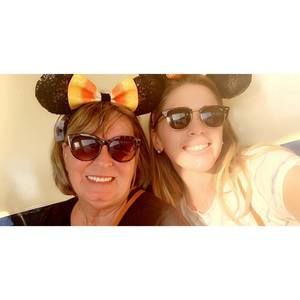 Meet your Posher, Alexis